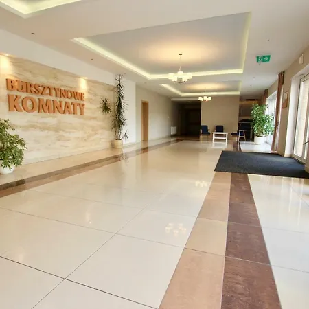アパート Apartament Piaskowy ダルウフコ